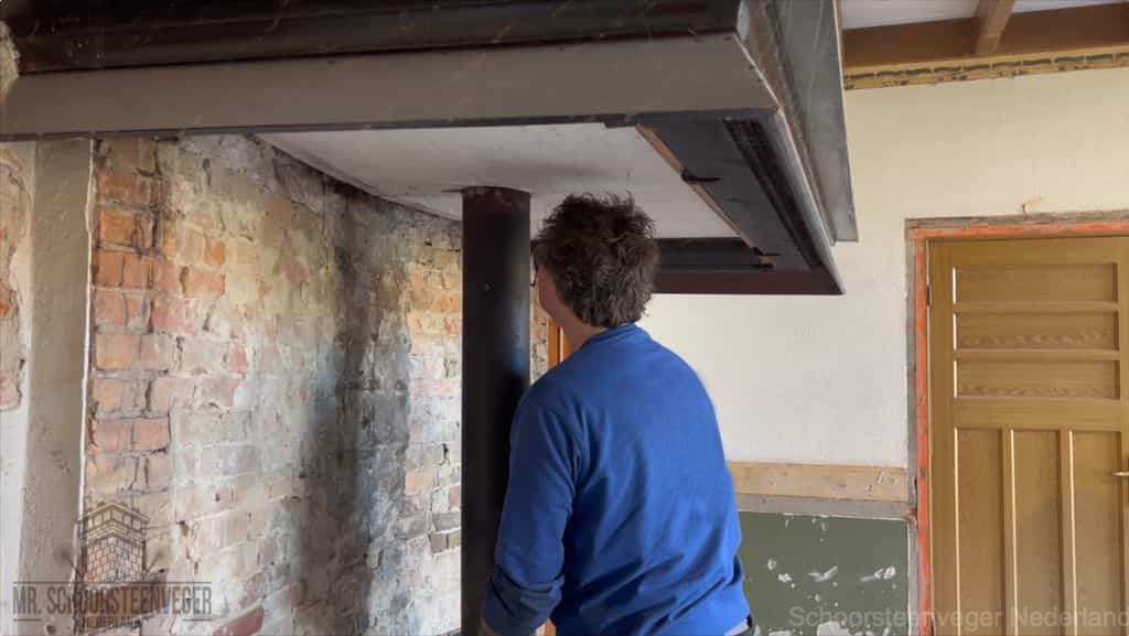 Schoorsteen reinigen Uden rookkanaal Schoorsteen reinigen Uden rookkanaal